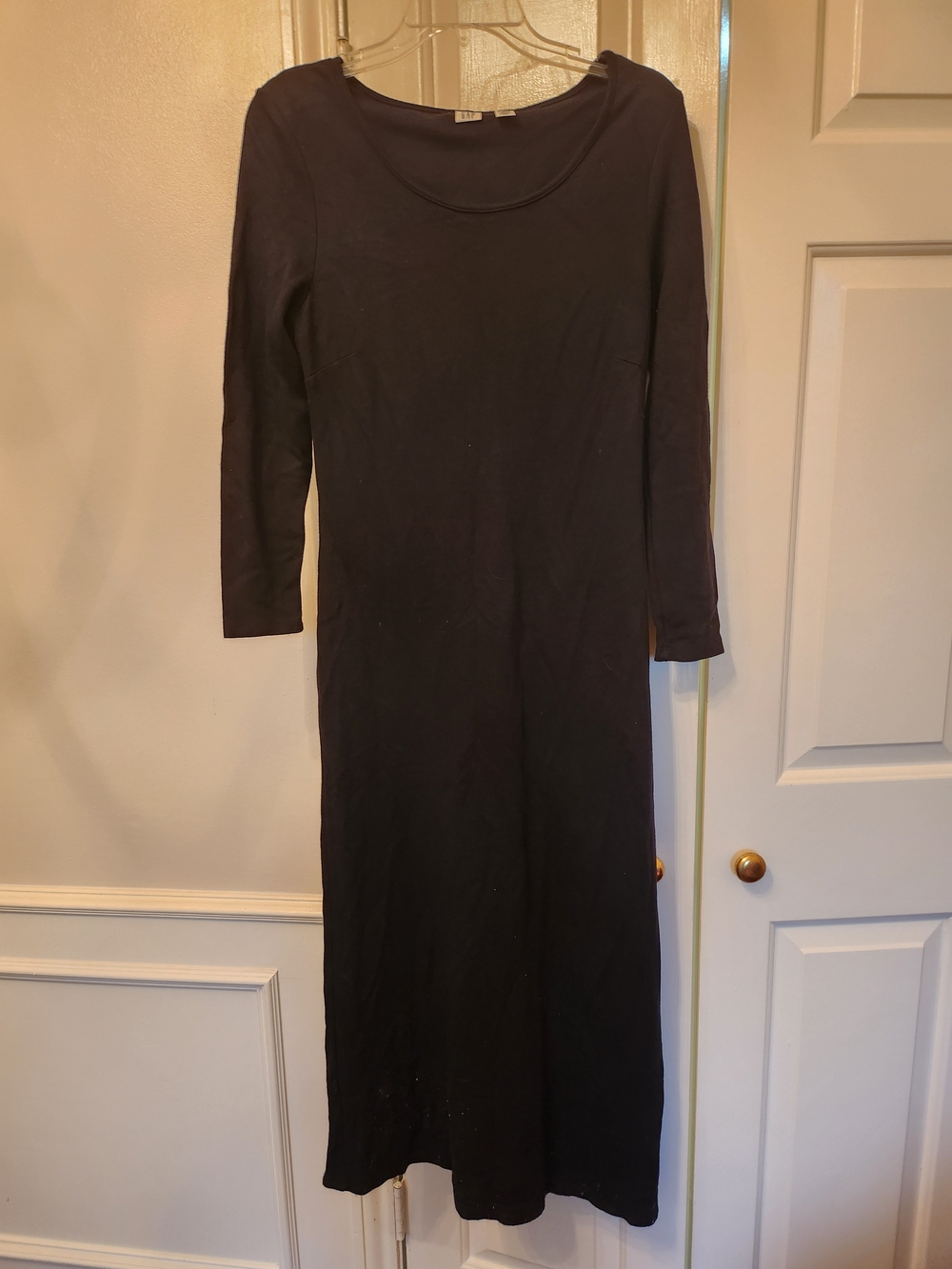 GAP Black Long Sleeve Scoop Neck Maxi Dress